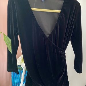 Land’s End velvety size 2-4 black velvety top